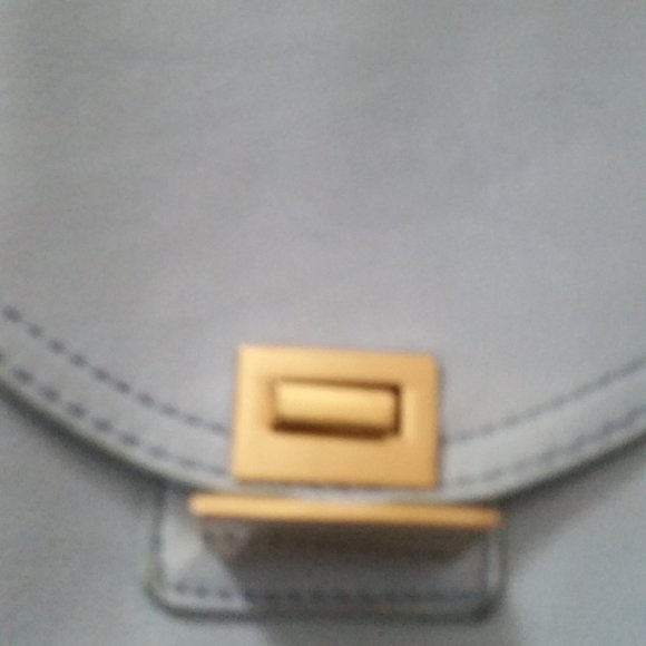 Studio F powder blue crossbody bag with gold hardware EUC - Picture 4 of 7